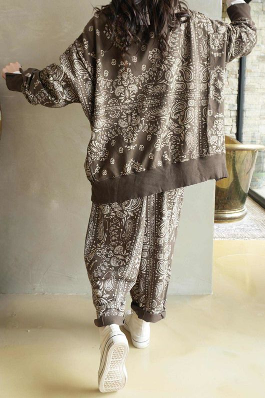 Bandana B Chill Sweatshirt Chocolate